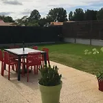 Maison De Charme Renovee Avec Piscine, Et Proximite Des Plages Vendeennes - Fr-1-426-464 * La Garnache
