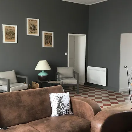 Holiday home Maison De Charme Renovee Avec Piscine, Et Proximite Des Plages Vendeennes - Fr-1-426-464
