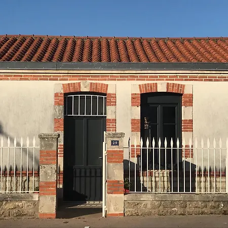 Maison De Charme Renovee Avec Piscine, Et Proximite Des Plages Vendeennes - Fr-1-426-464 Landhaus *