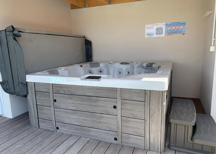 Maison De Charme Renovee Avec Piscine, Et Proximite Des Plages Vendeennes - Fr-1-426-464 Vakantiehuis