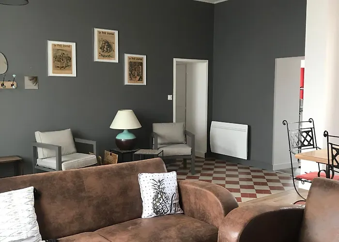 Vakantiehuis Maison De Charme Renovee Avec Piscine, Et Proximite Des Plages Vendeennes - Fr-1-426-464