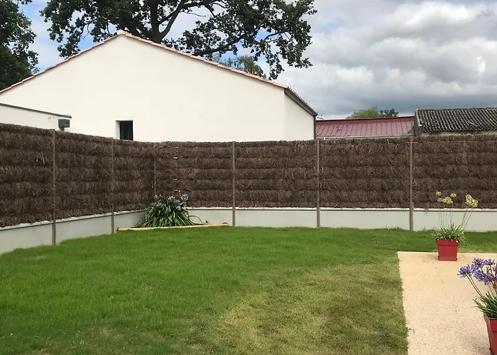 Maison De Charme Renovee Avec Piscine, Et Proximite Des Plages Vendeennes - Fr-1-426-464 Vakantiehuis *