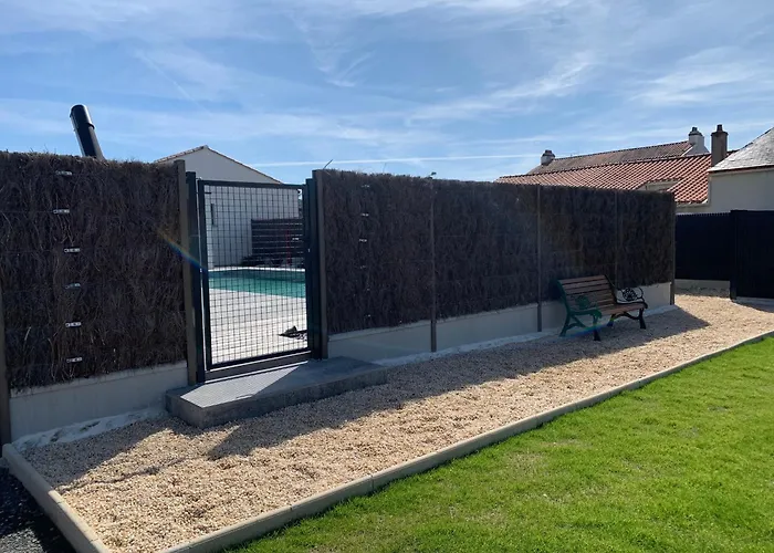 Maison De Charme Renovee Avec Piscine, Et Proximite Des Plages Vendeennes - Fr-1-426-464 *